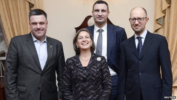 Ukraine-Nuland-Marionetten